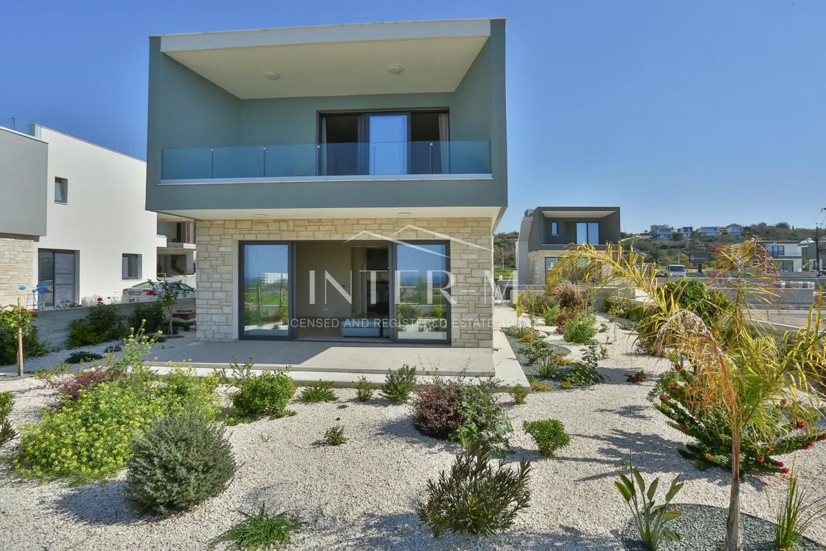 House Detached For Sale In Chlorakas (3 Bedroom)