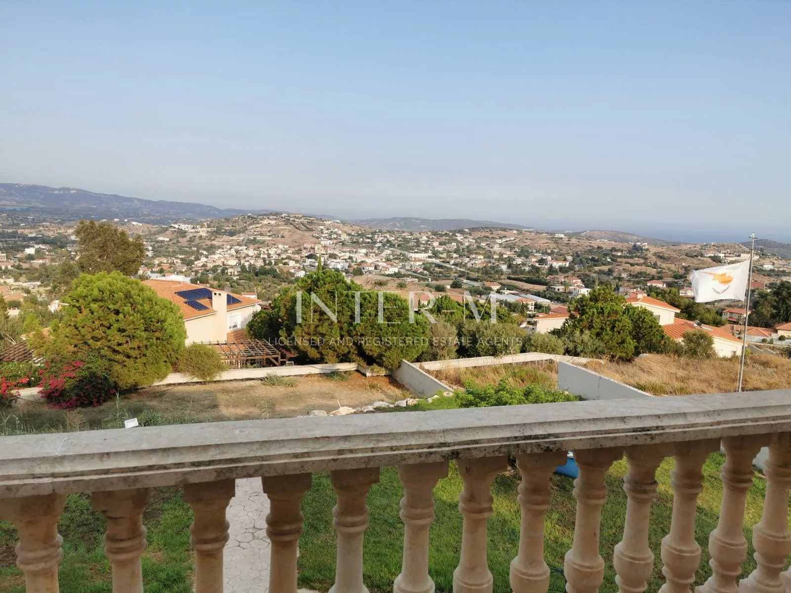 Privileged  Villa For Rent In Pareklisia  (5 Bedroom) φωτογραφία 3