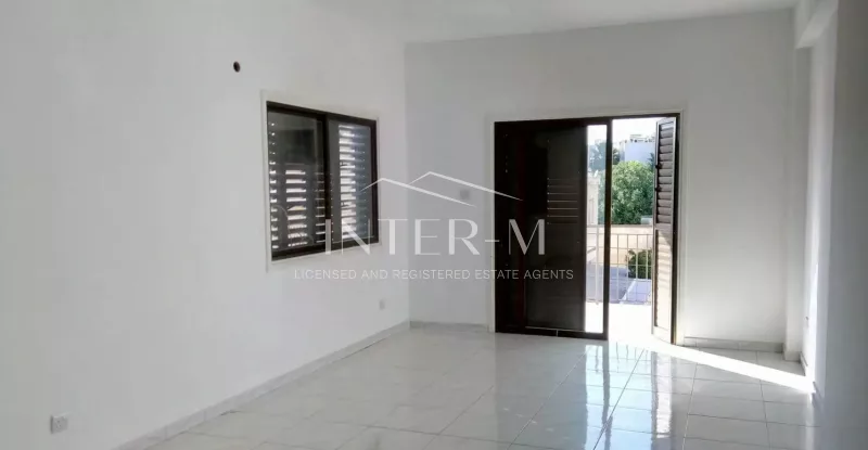 Building In Central Limassol, In Agios Nikolaos Limassol (242 Sq.m) photo 4