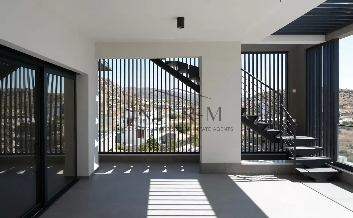 Brand New 4-Bedroom Luxury Penthouse For Sale – Germasogeia, Limassol ,Cyprus | Sea View | Roof Garden | Gated Complex
