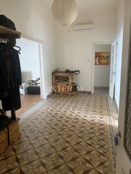 Traditional And Fully Renovated Office For Rent In City Center φωτογραφία 5