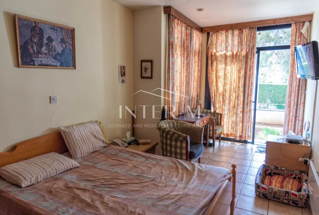 Beautiful Villa For Rent In Moniatis, Limassol (10 Bedroom) φωτογραφία 10