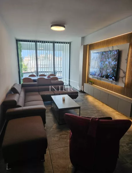Fully Renovated 3-Bedroom Apartment For Sale In Mesa Geitonia, Limassol (3 Bedroom) φωτογραφία 3