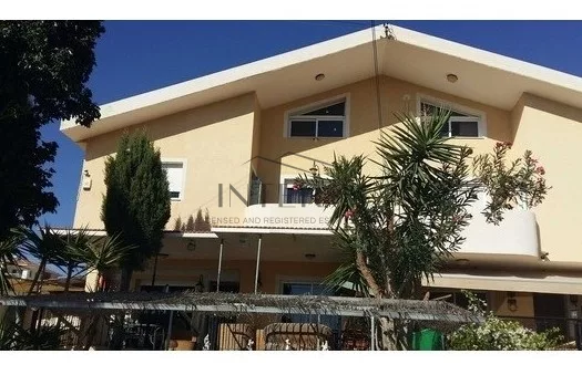 Semi-detached House For Sale In Agia Fyla (6 Bedroom)