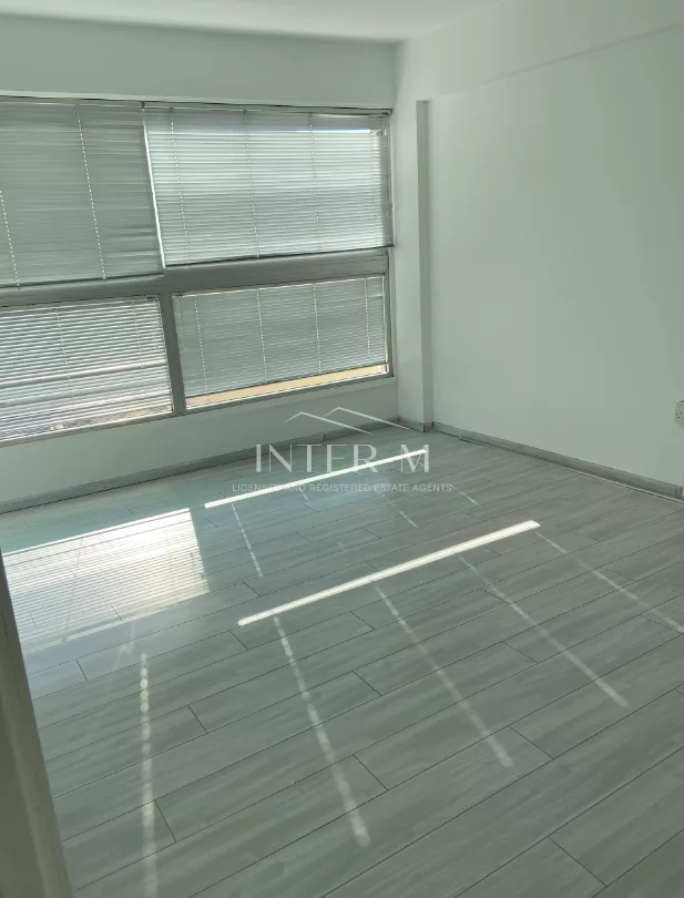 Ground Floor Office In Limassol Center (2 Bedroom) photo 2
