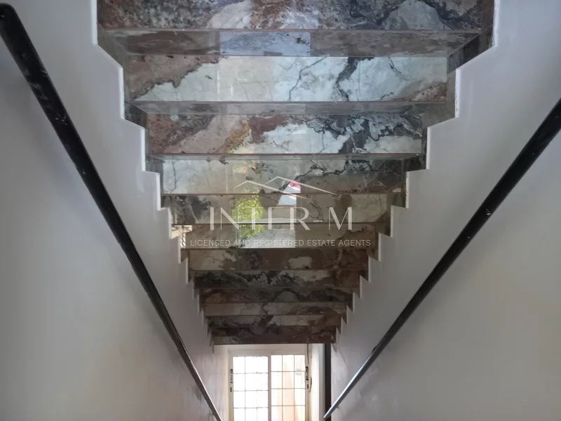 *Upper 2 Level House For Sale In Apost. Andreas, Limassol(4 Bedroom) φωτογραφία 3