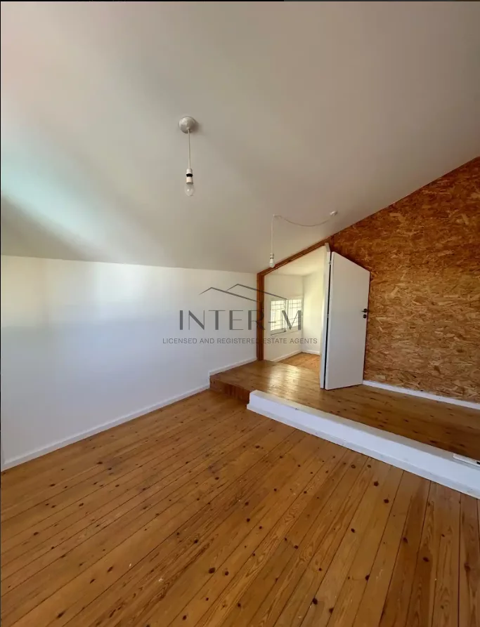 Spacious 5-Bedroom Semi-Detached House For Rent In Agia Fyla, Limassol (5 Bedroom) φωτογραφία 11