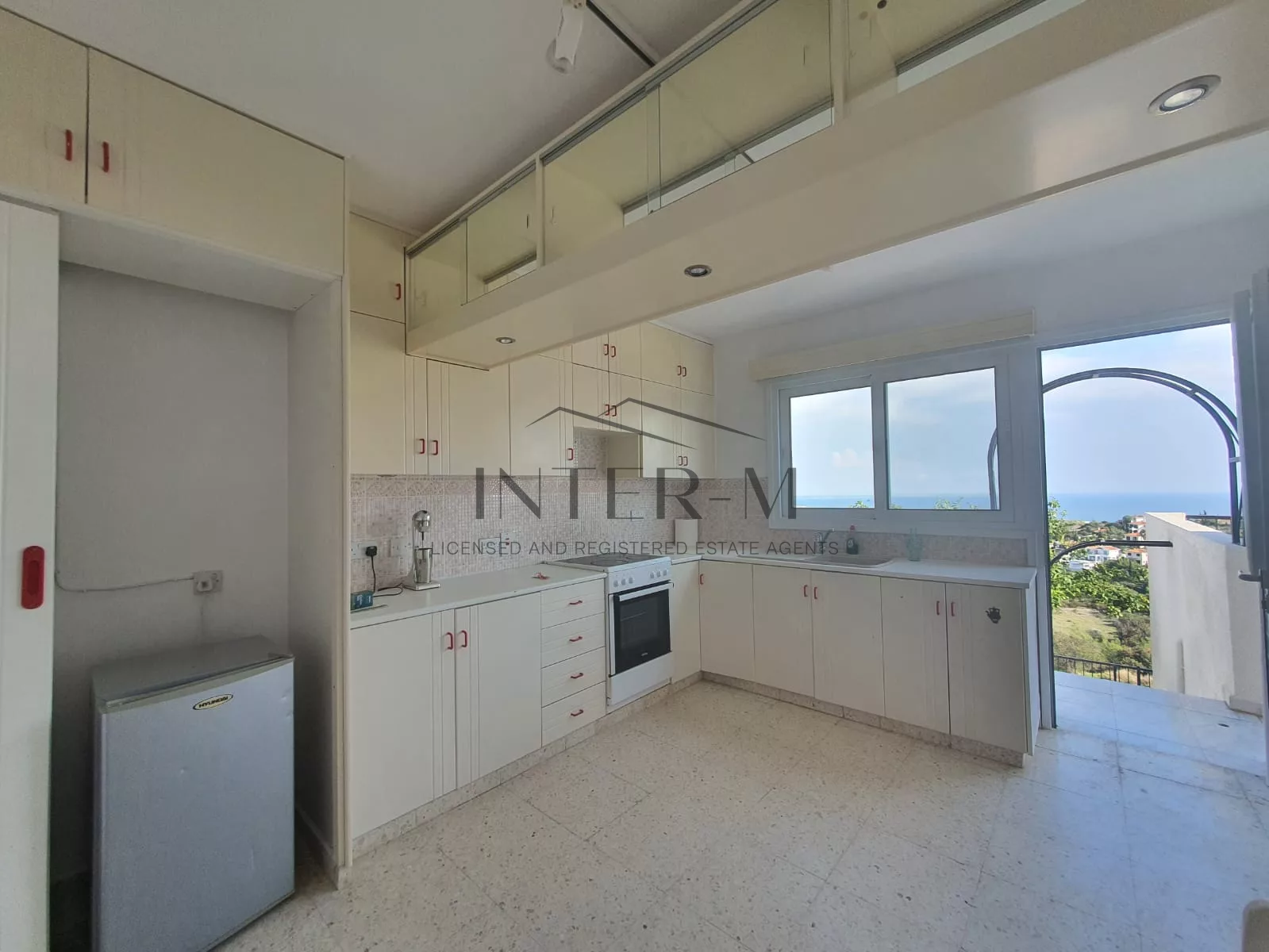 Cozy Maisonette Apartment For Rent In Pissouri Village, Limassol (3 Bedroom) photo 37