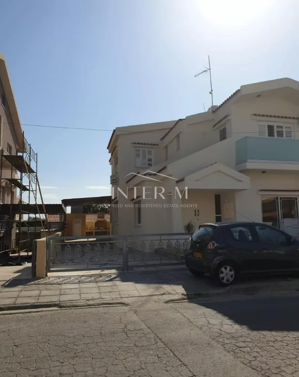 Detached Residence For Sale In Anthoupolis, Kato Polemidia, Limassol (4 Bedroom)