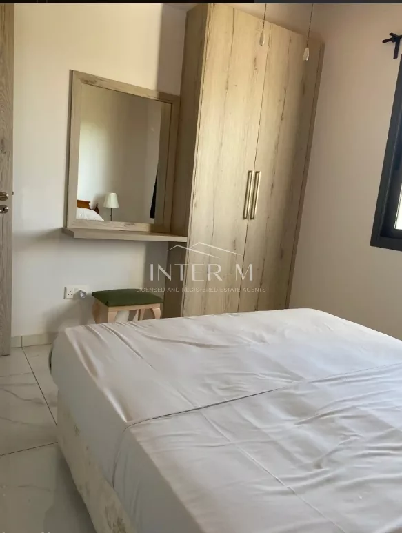Beautifully Renovated 2-Bedroom Apartment For Sale In Kato Paphos (1 Bedroom) φωτογραφία 12