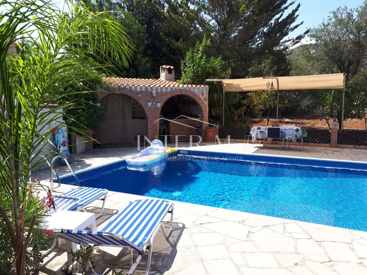 Detached House In Apesia (3 Bedroom) photo 6
