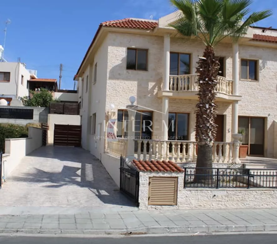 Beautyful House  For Rent  In  Kolossi Limassol  (4 Bedroom)