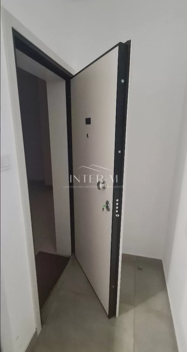 Business Office For Rent In Agia Zoni,Limassol (4 Bedroom)