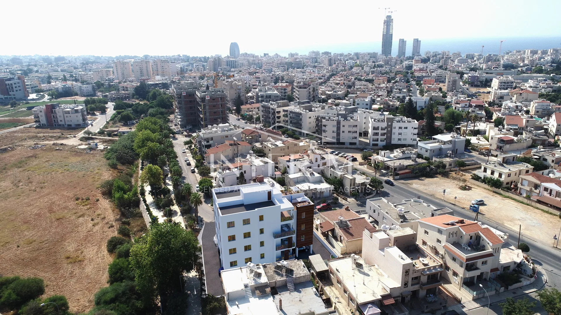 Beautiful  Building For Sale In Mesa Geitonia , Limassol  (534 sq.m) φωτογραφία 10