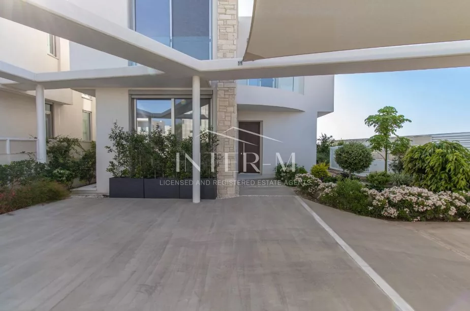 Modern Seafront Villa For Sale In  Coral Bay, Paphos, Cyprus( 5 Bedrooms) photo 4