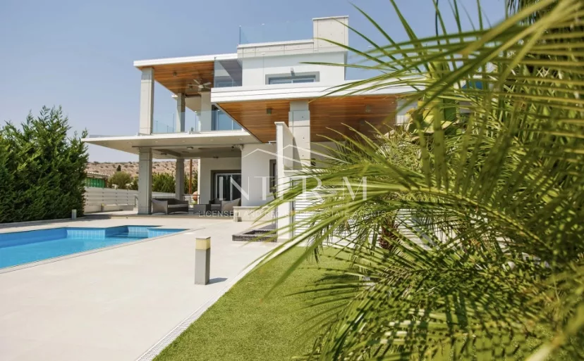 Brand New Villa For Sale In Agios Tychonas, Limassol (4 Bedroom) photo 6