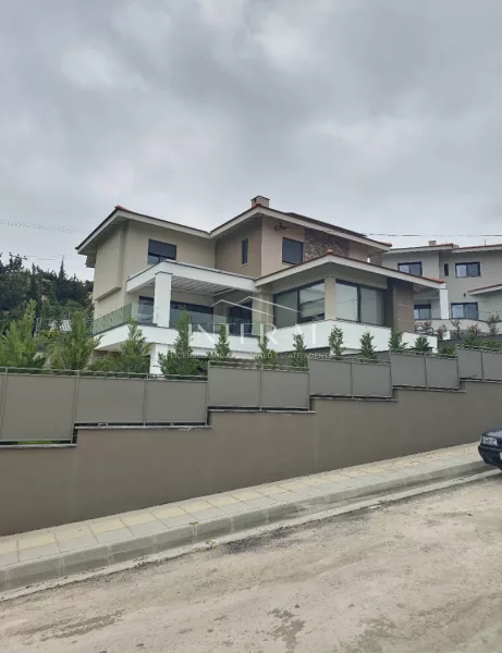 Villa For Sale In Parekklisia , Limassol  (4 Bedroom) photo 4