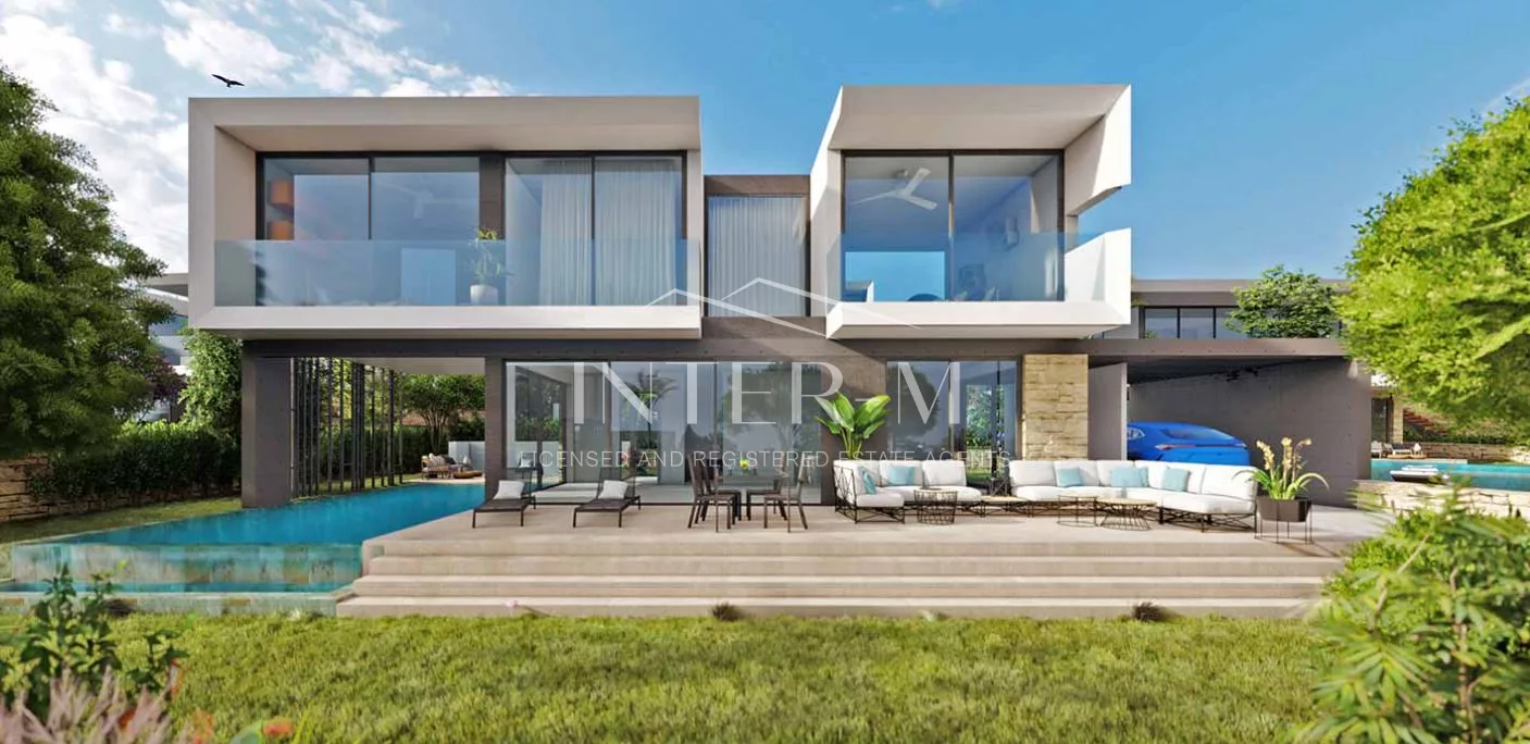 Villa In Peyia  (4 Bedroom)
