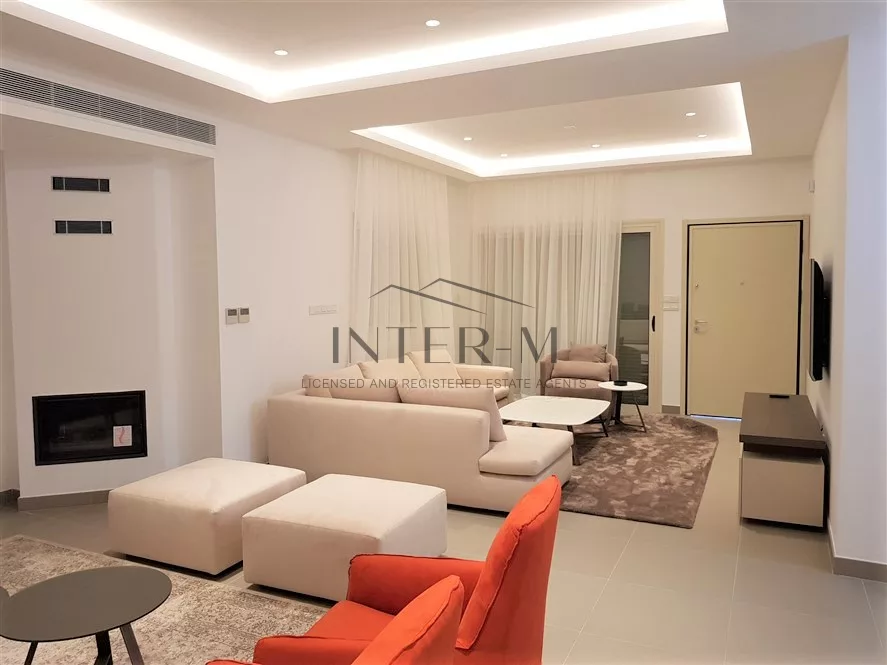 Luxurious 5-Bedroom Villa For Rent In Agios Tychonas With Stunning Sea And Mountain Views (5 Bedroom) φωτογραφία 2