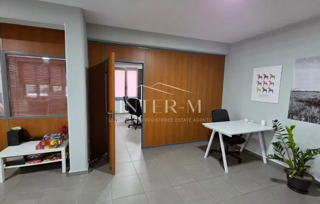 Fully Refurbished Office for Rent – Agia Zoni, Limassol,Cyprus photo 7