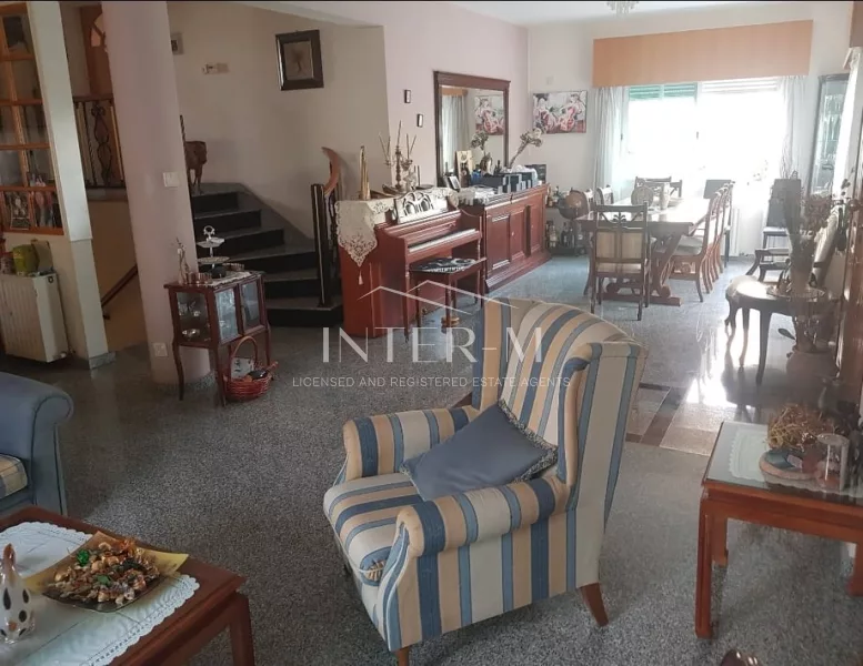 *Detached House For Sale In Agios Athanasios (5 Bedroom) φωτογραφία 3