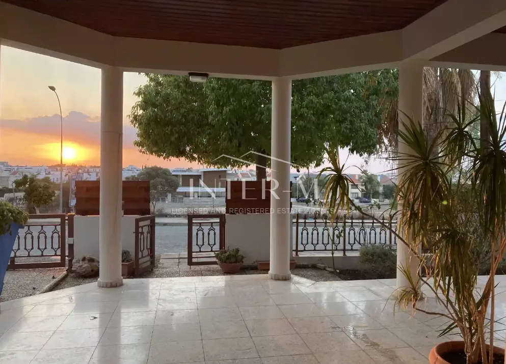 Semi- Detached House For Sale In Nicosia, Lakatamia  (4 Bedroom)