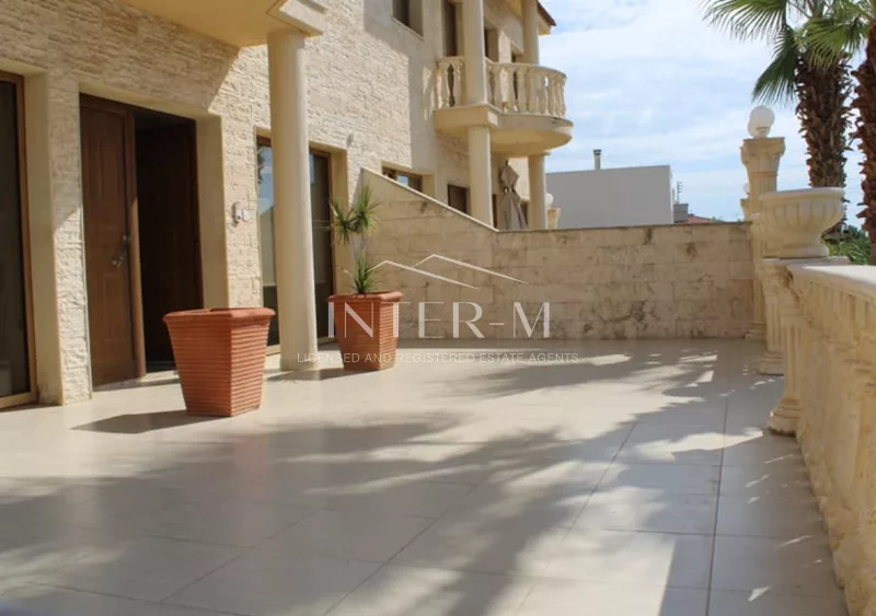 Beautyful House  For Rent  In  Kolossi Limassol  (4 Bedroom) photo 2