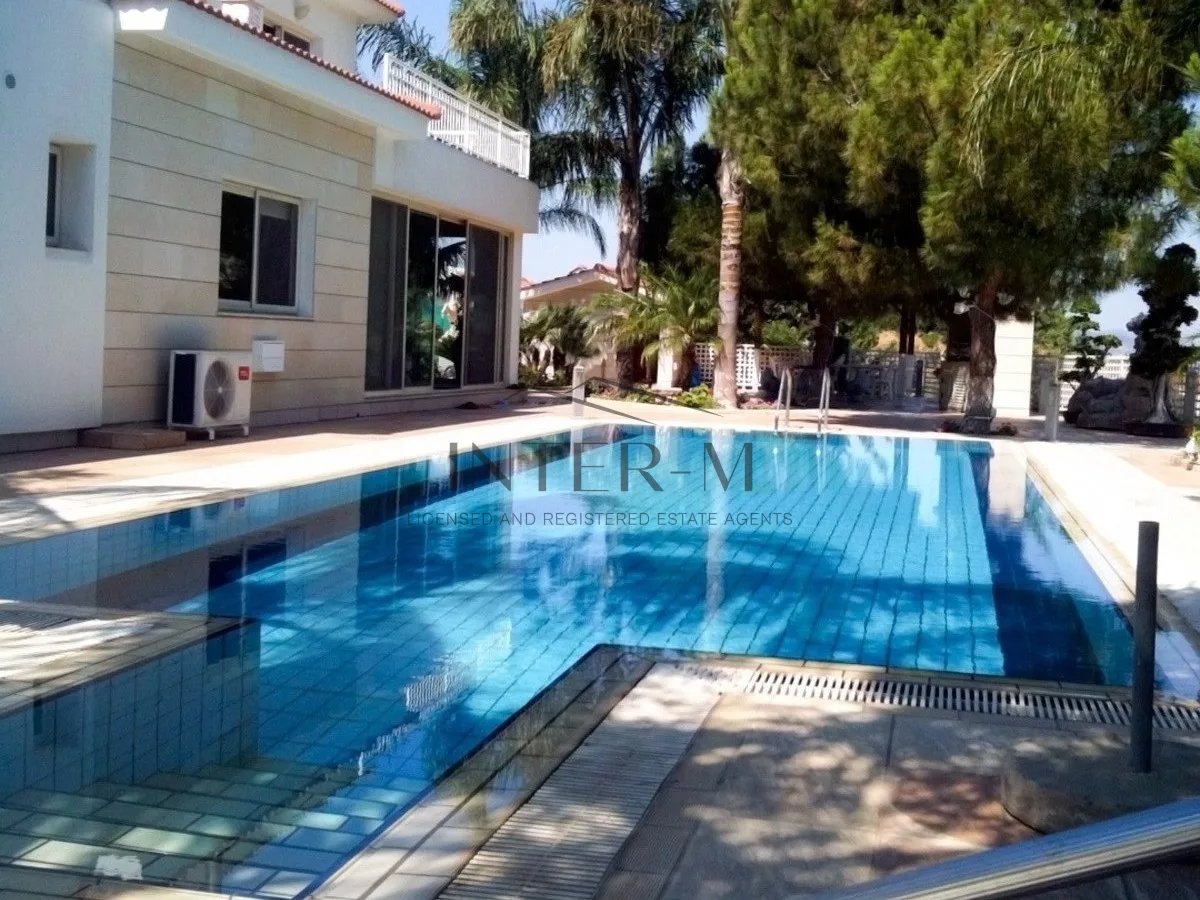 Amazing Villa For Sale In Kalo Chorio (5 Bedroom)
