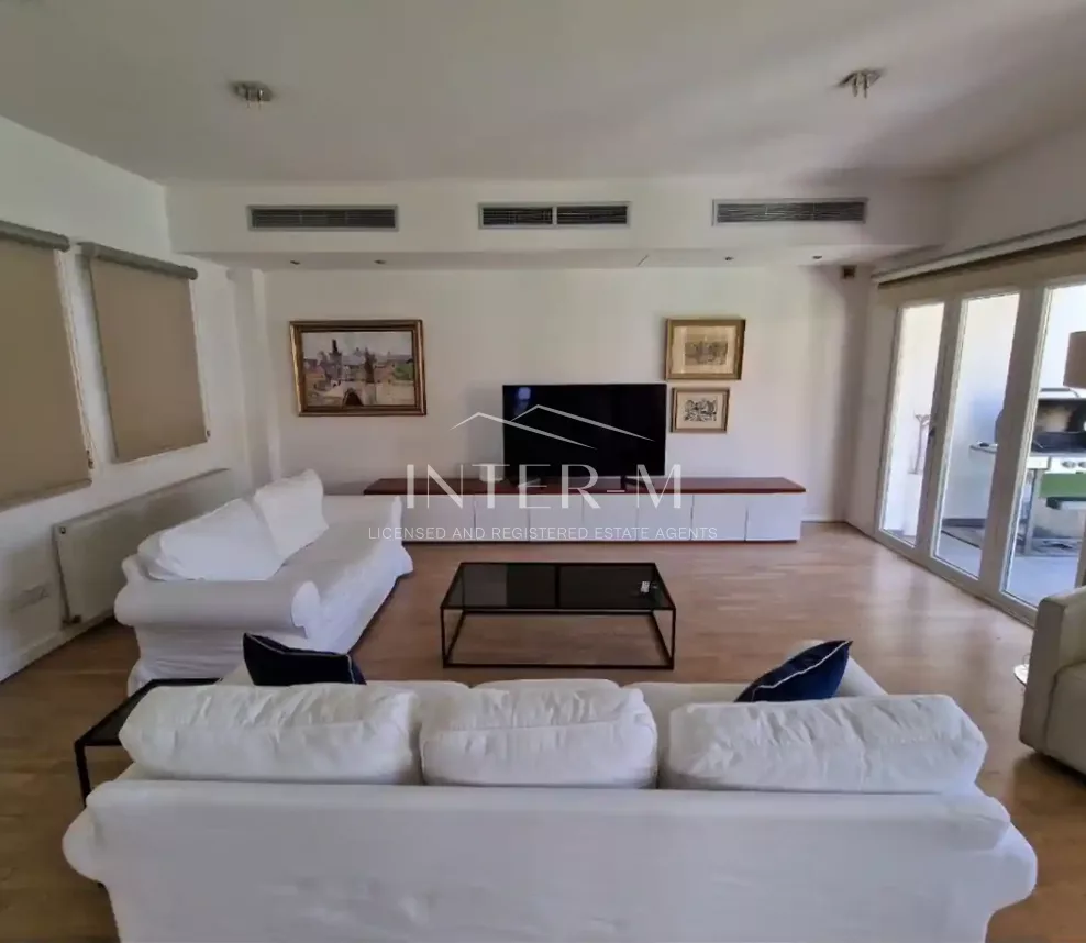 Stunning 5-Bedroom Detached House For Rent In Limassol, Historical Center (5 Bedroom) φωτογραφία 2