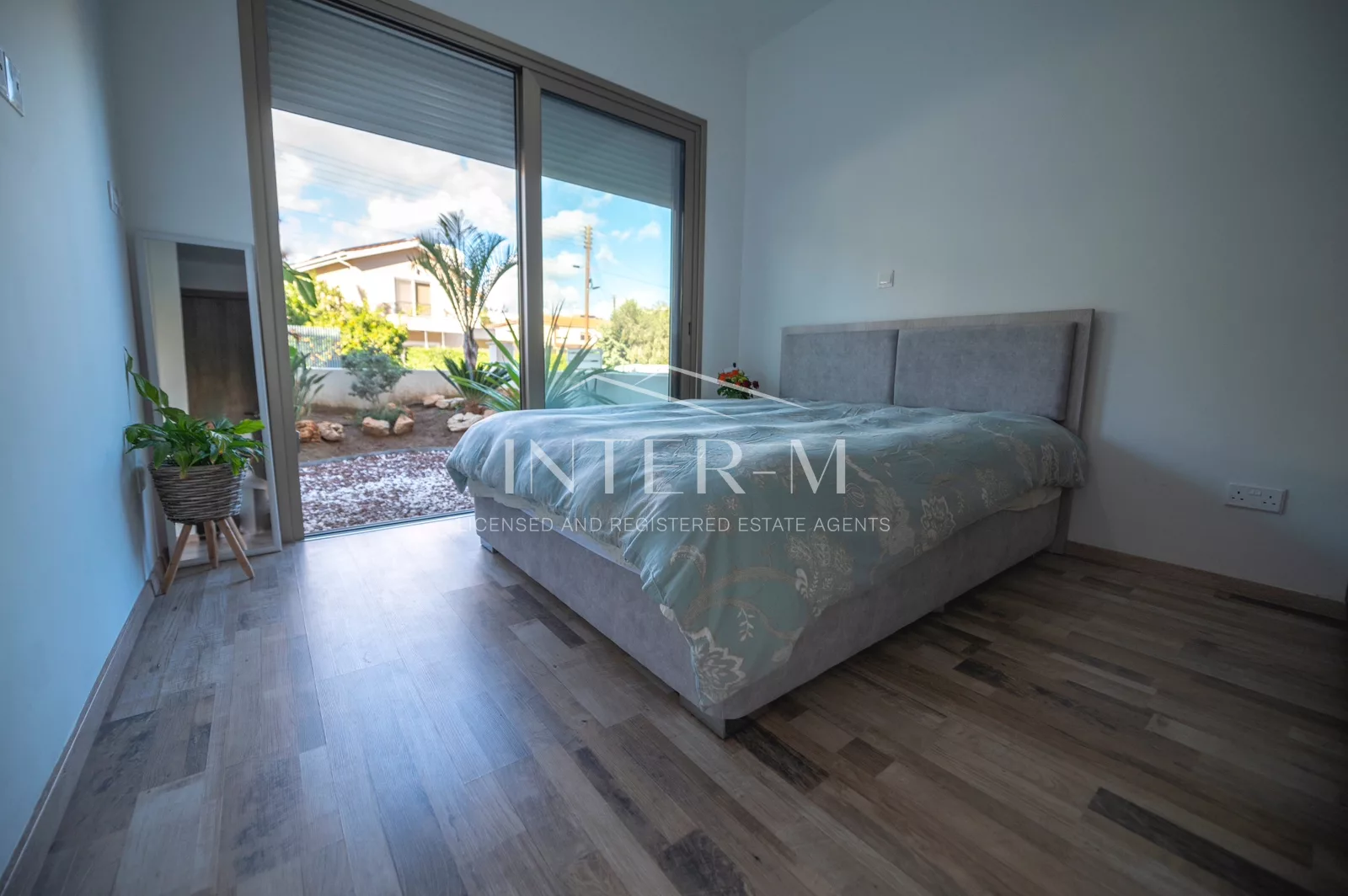 Luxury Apartment For Sale In Agios Athanasios, Limassol (3 Bedroom) photo 12