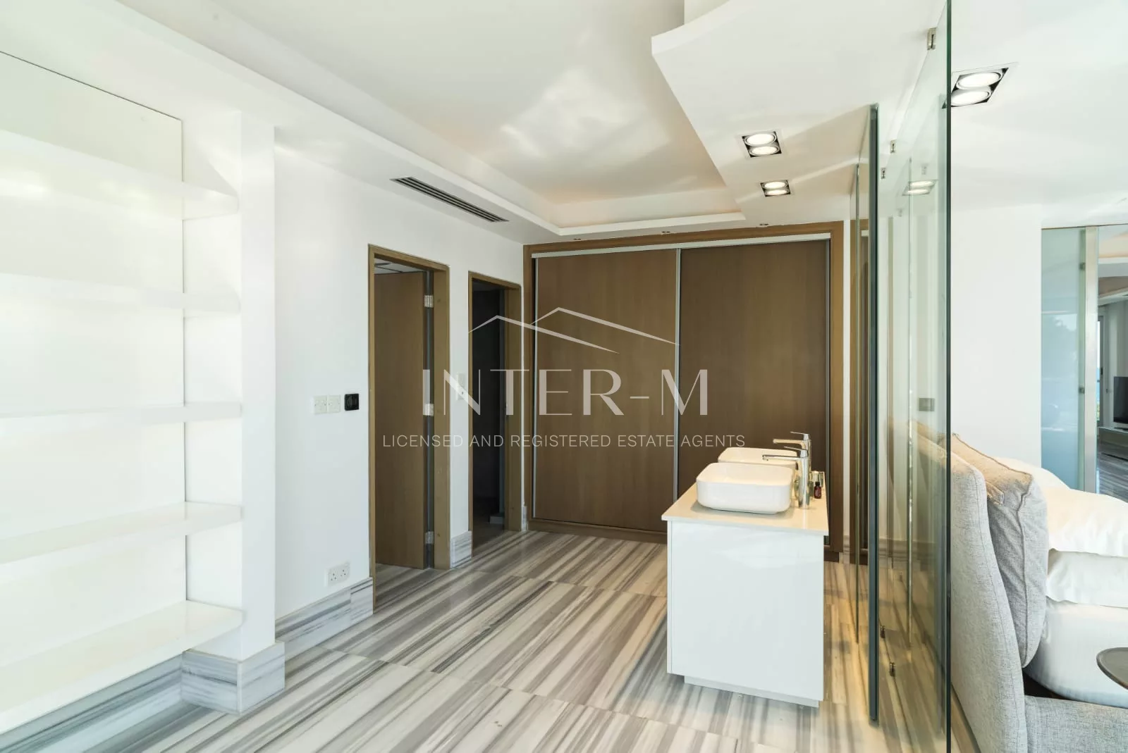 3-Bedroom Apartment For Rent – Germasogia Tourist Area, Limassol ,Cyprus φωτογραφία 4