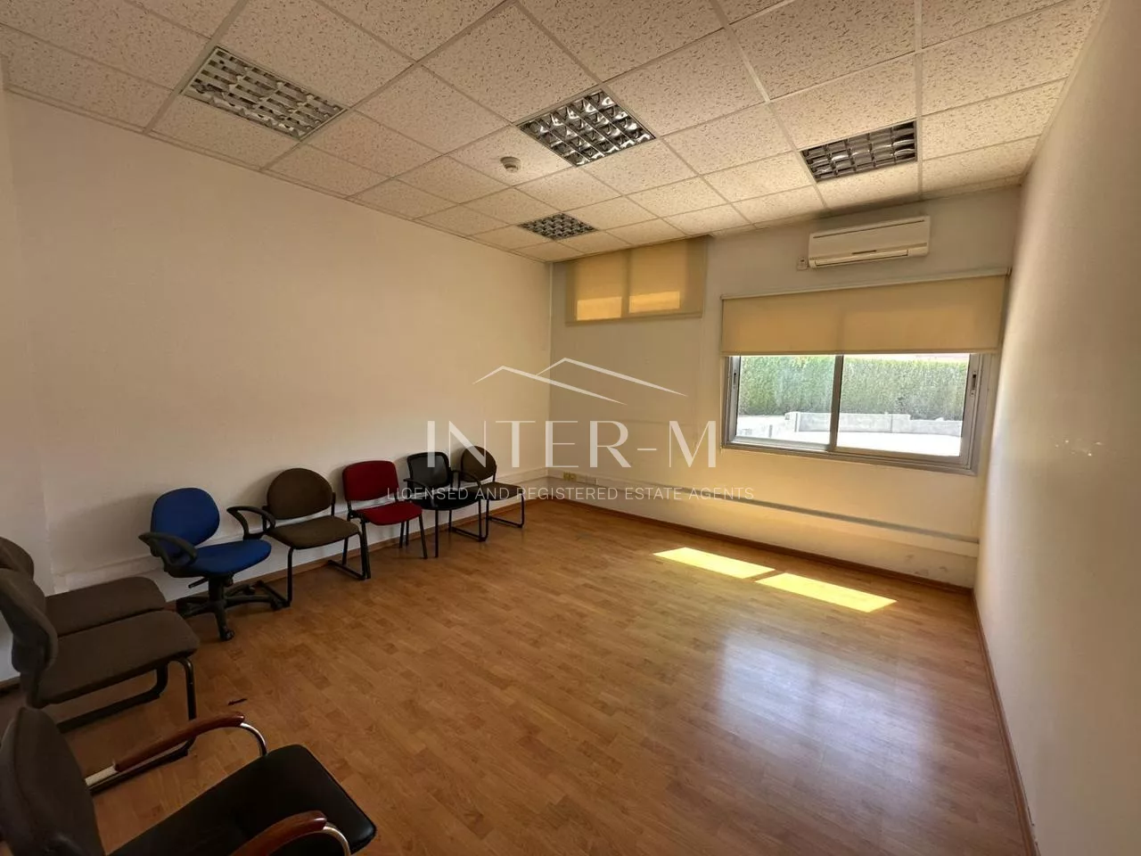 Commercial Building For Rent In Agios Athanasios , Limassol , Cyprus φωτογραφία 27