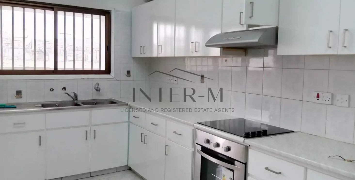 Building In Central Limassol, In Agios Nikolaos Limassol (242 Sq.m) photo 5