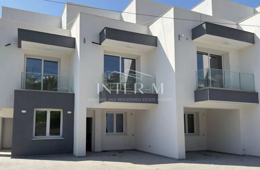 Luxury Maisonette In Agios Tychonas, Limassol, Cyprus (2 Bedroom)