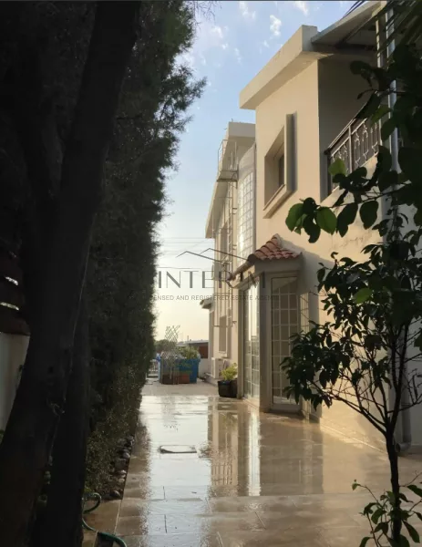 Semi- Detached House For Sale In Nicosia, Lakatamia  (4 Bedroom) φωτογραφία 4