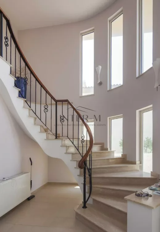 Luxurious 5-Bedroom Beachfront Villa For Sale,Perivolia, Larnaca, Cyprus (5 Bedroom) φωτογραφία 13