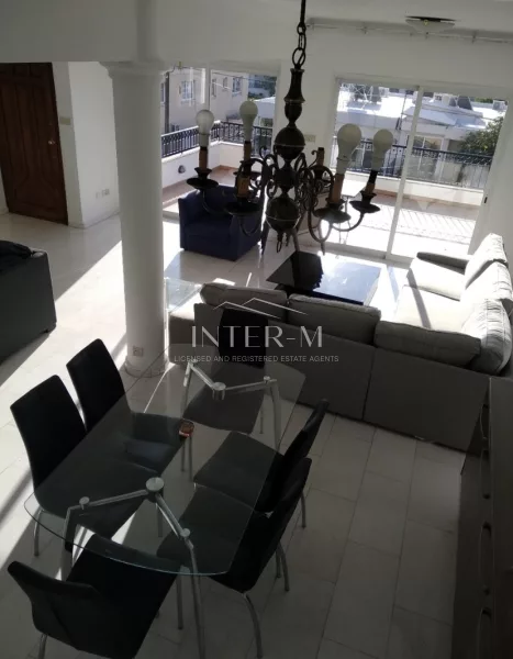 Semi-Detached House For Rent In Petrou Kai Pavlou,Limassol (4 Bedroom) φωτογραφία 2