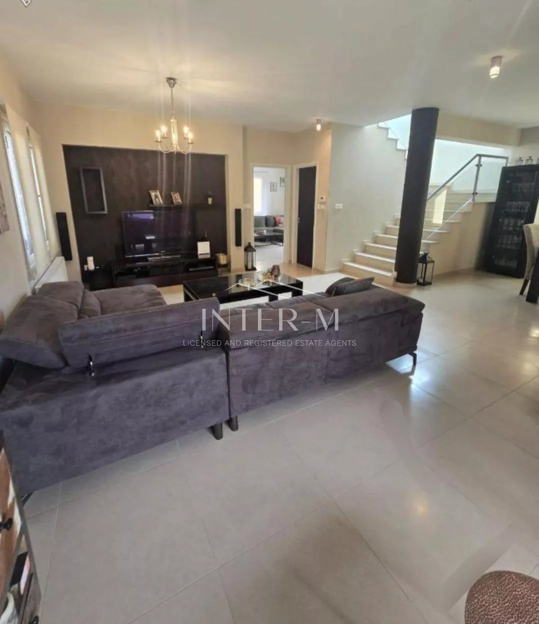 Elegant 3-bedroom Detached House Fоr Sаle In Agios Loukas, Kolossi, Cyprus φωτογραφία 19