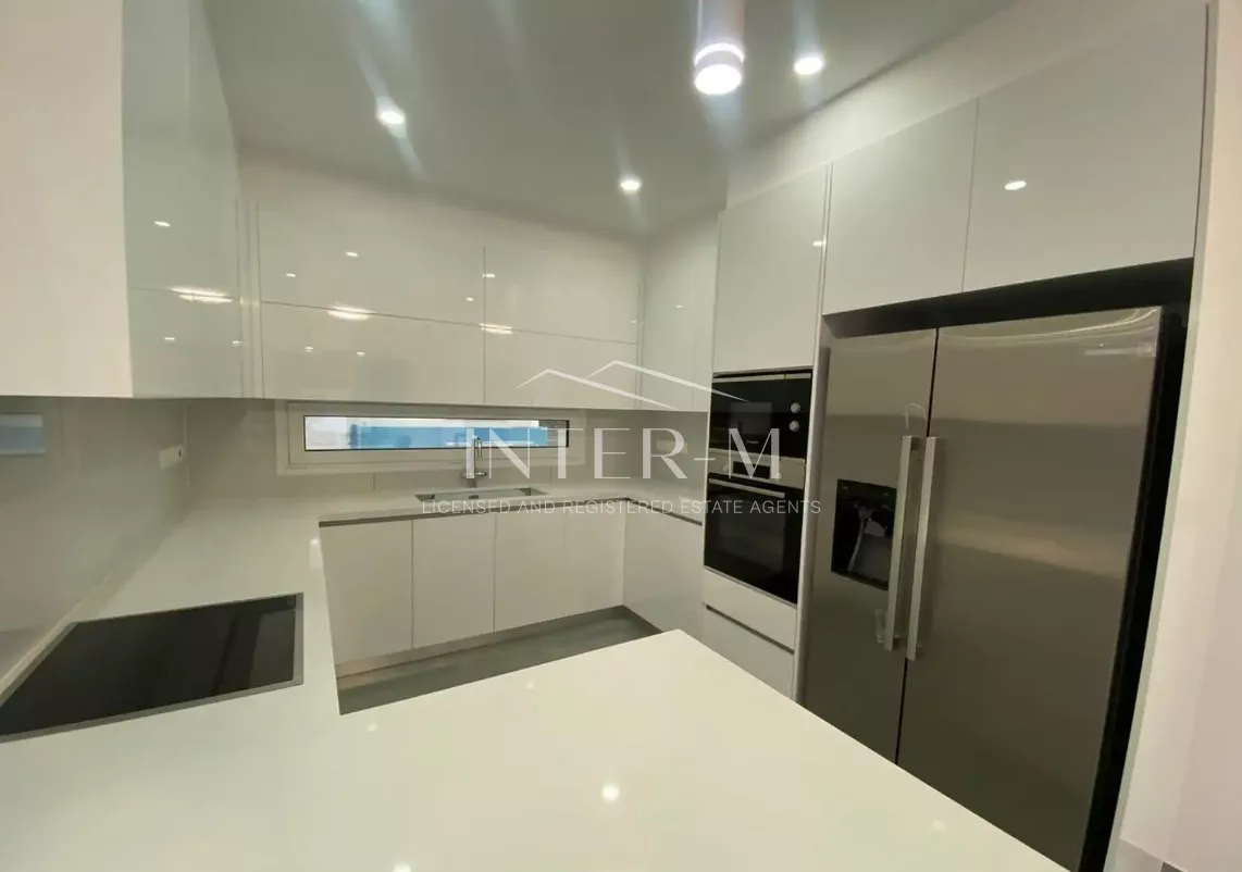 Bel Air Gardens Apartment 205, Block Zefiro photo 11