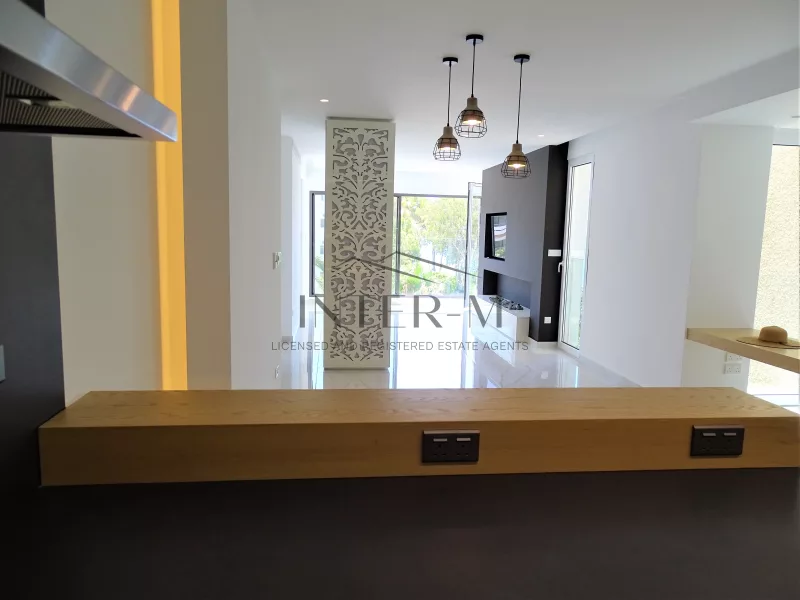 Luxury 3 Bedroom Whole Floor Apartments For Sale In Germasogeia  (3 Bedroom) photo 5