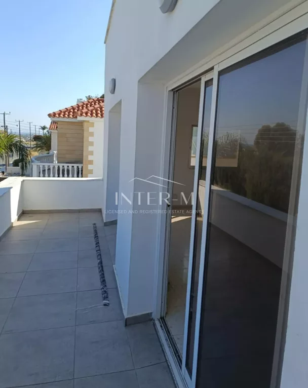 For Sale: Spacious 6-Bedroom Maisonette In Oroklini, Larnaca,Cyprus (6 Bedroom) photo 11