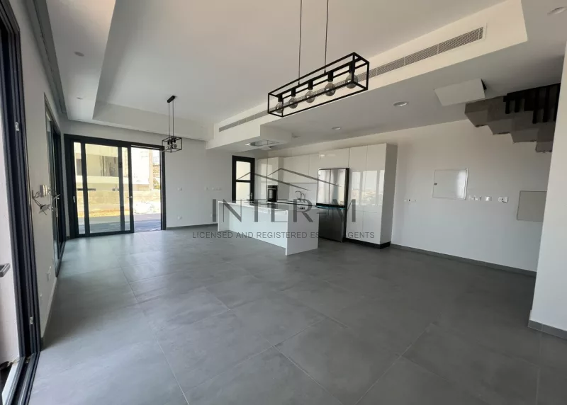 Beautiful Villa For Sale,Agios Athanasios Limassol  (4 Bedroom) photo 5