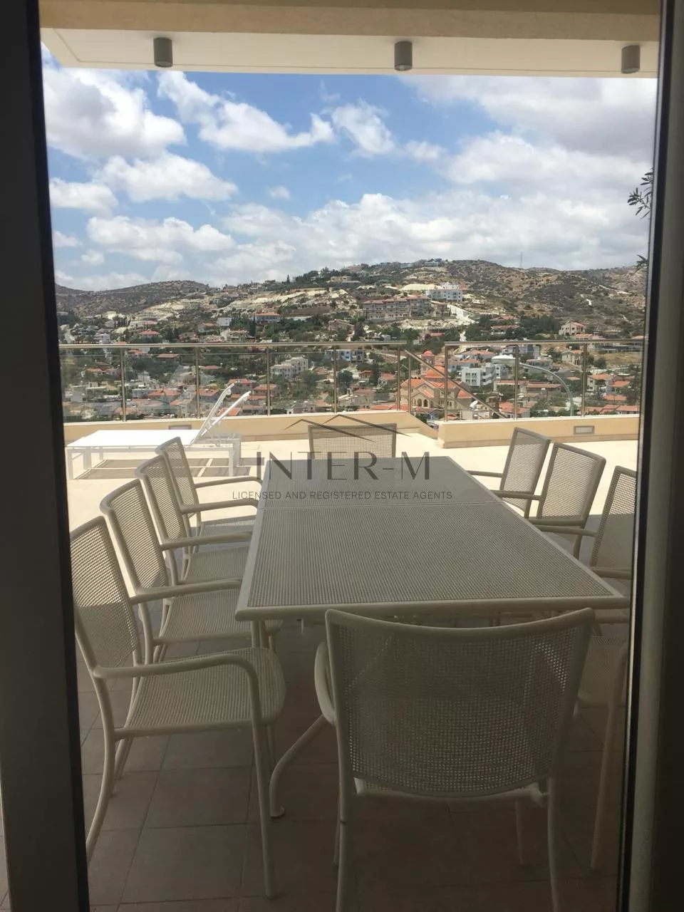 Luxurious 5-Bedroom Villa For Rent In Agios Tychonas With Stunning Sea And Mountain Views (5 Bedroom) φωτογραφία 9