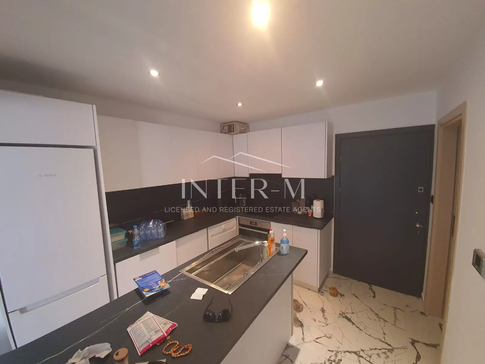 Flat For Sale In Ayios Tychon - Beach Front (3 Bedroom) photo 7