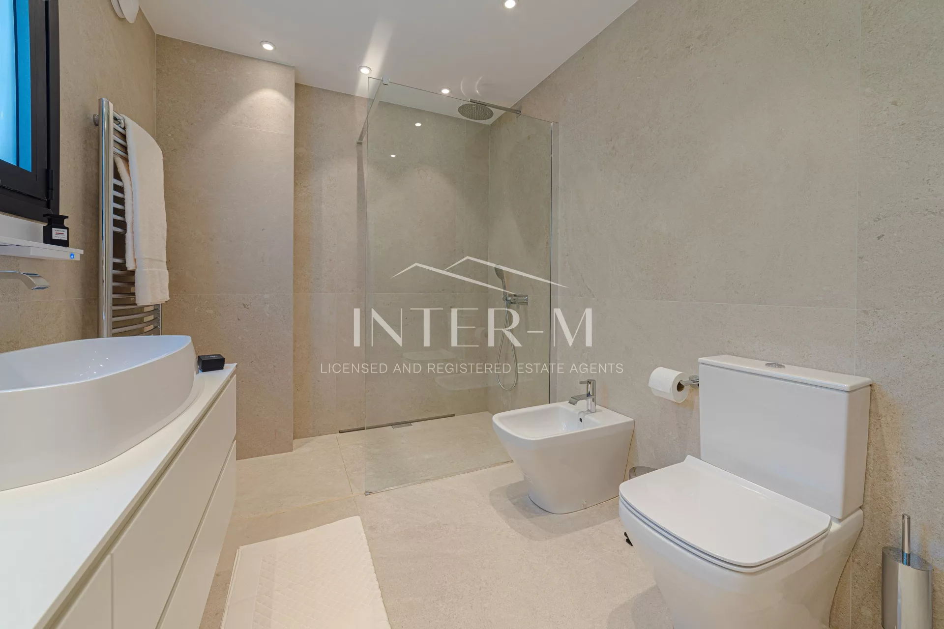 Brilliant Apartment  (4 Bedroom) photo 10