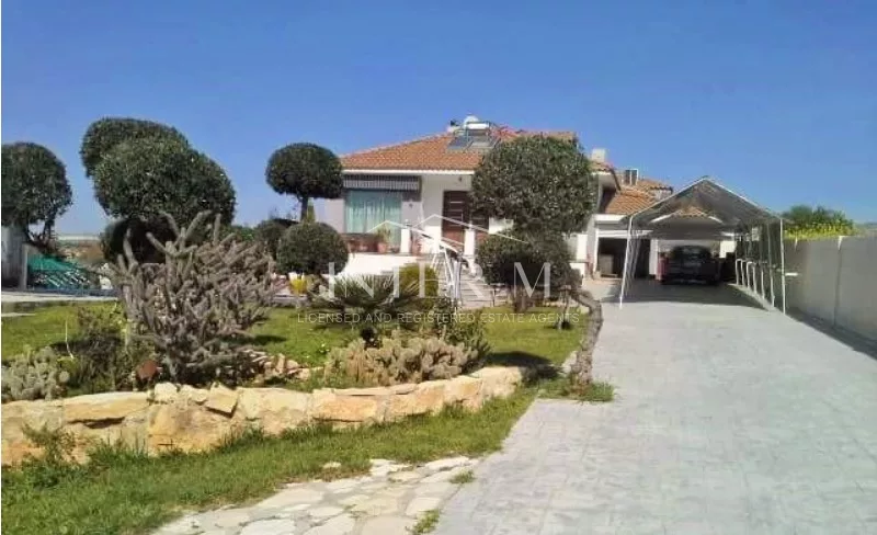 Villa For Sale In Paramitha (4 Bedroom)