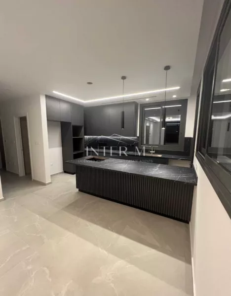 Beautiful Penthouse  For Sale In  Germasogeia , Limassol  (3 Bedroom) photo 5