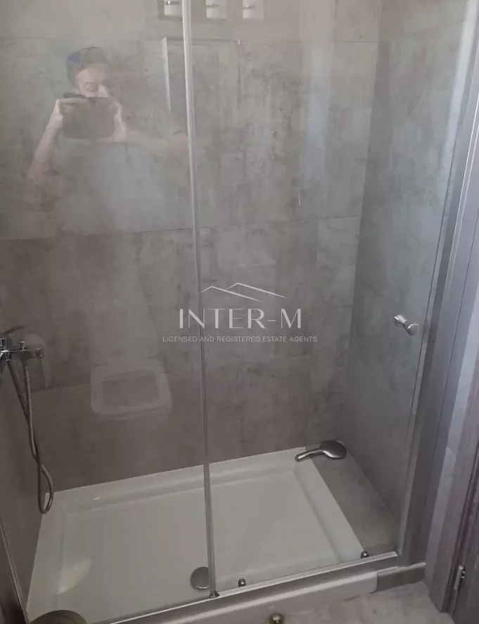 Stylish 4-Bedroom Semi-Detached House For Rent In Ypsonas, Limassol (4 Bedroom) φωτογραφία 16