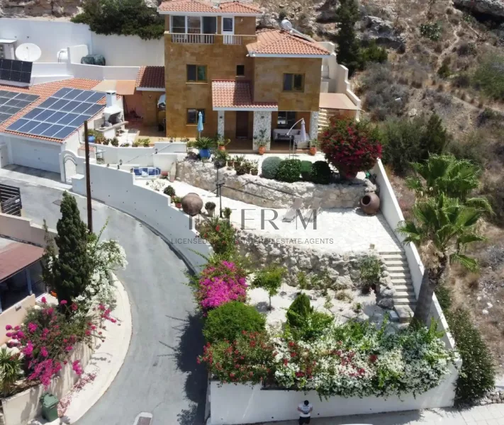 Luxurious 4-Bedroom Villa For Sale In Kato Paphos, Paphos (4 Bedroom) φωτογραφία 2