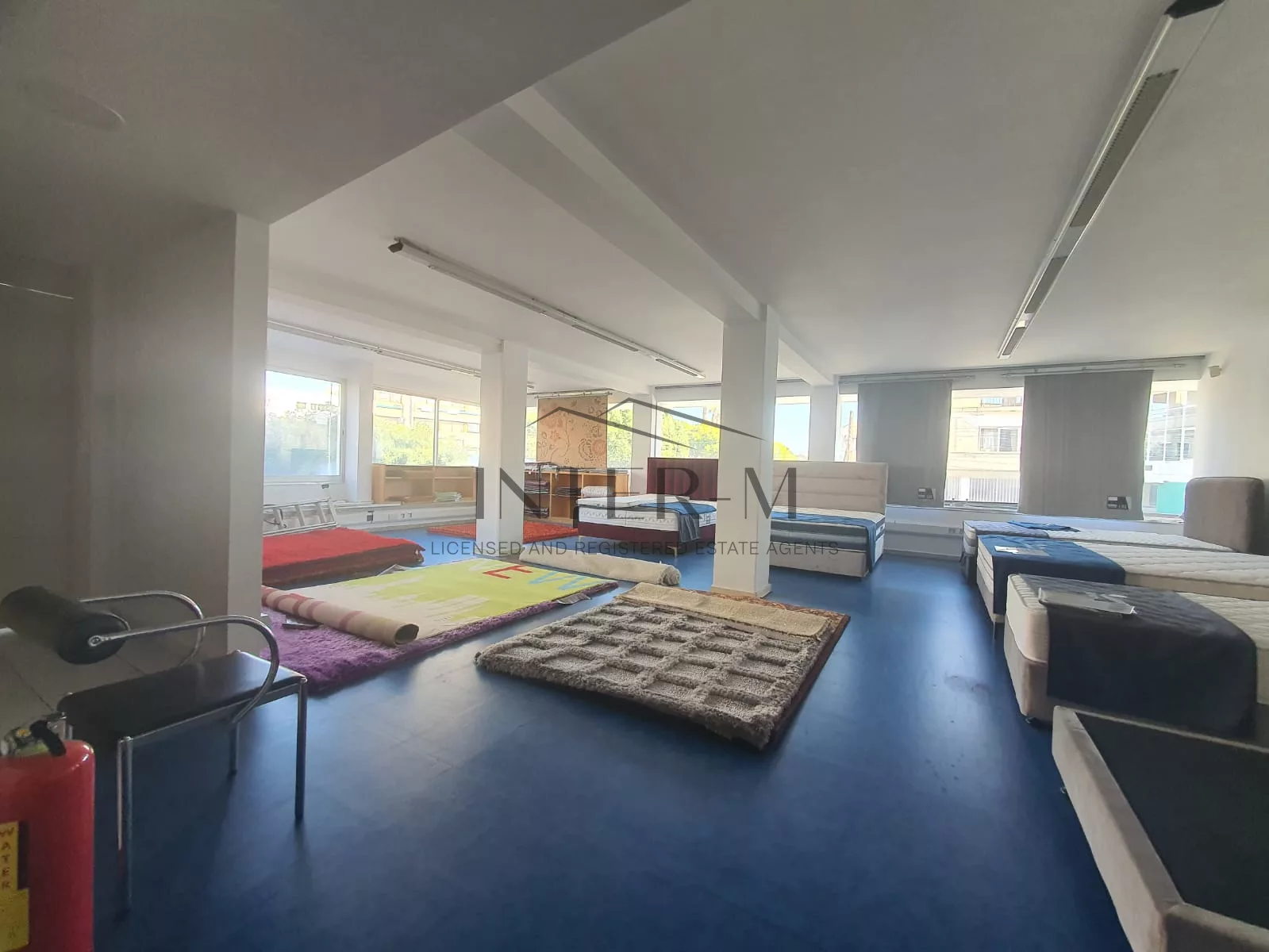 Shop For Rent Centrally Located In Ayias Zonis Area, Limassol φωτογραφία 7